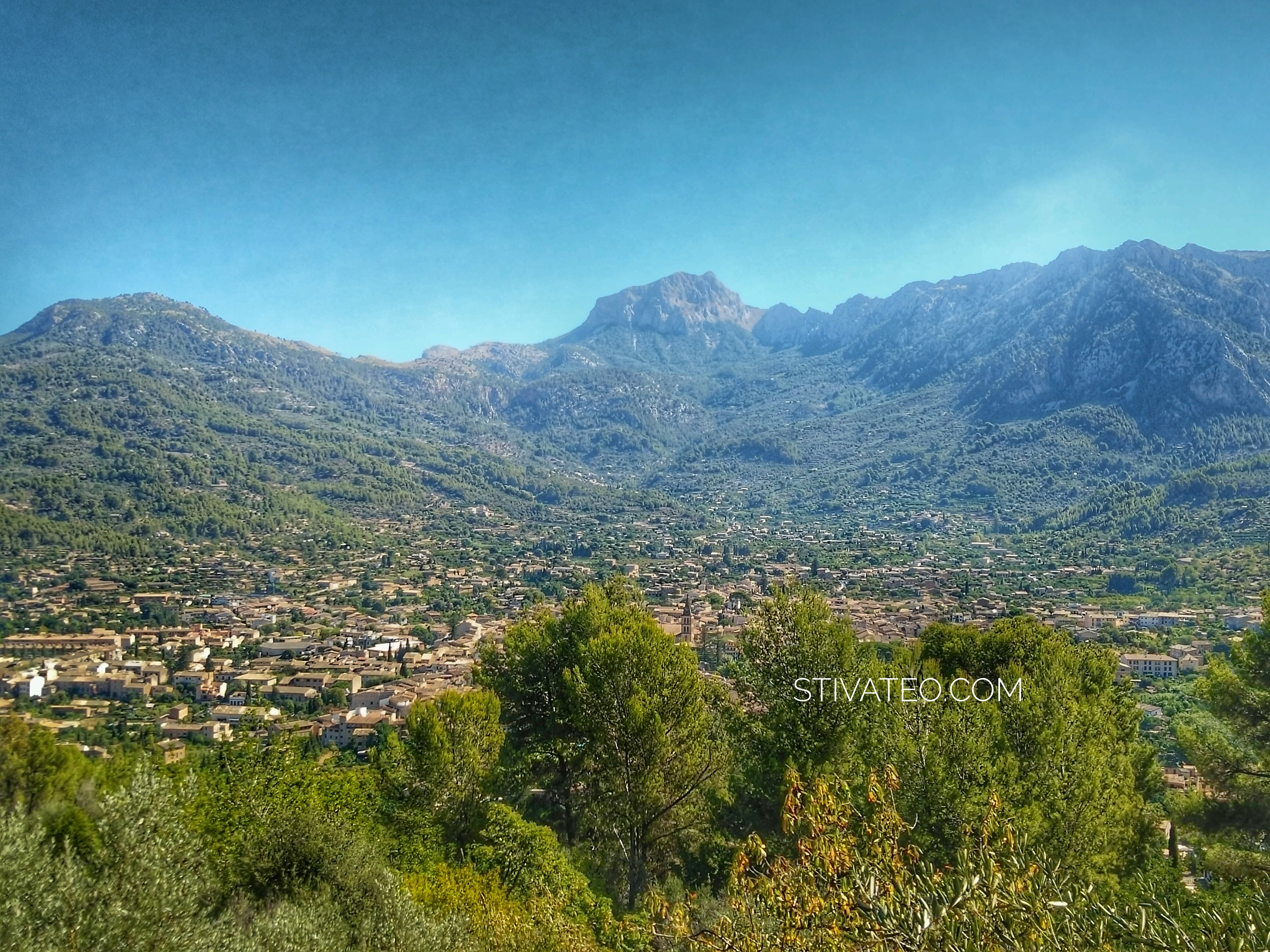 stiva teo,歐洲旅行， Mallorca 小島,soller ,火車13