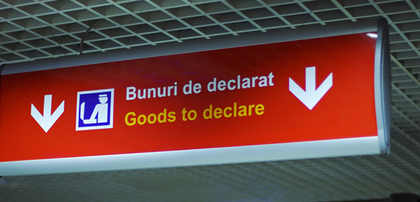 stiva-teo-%e6%84%9b%e7%88%be%e8%98%ad%e7%a6%81%e6%ad%a2%e5%b8%b6%e5%85%a5%e7%89%a9%e5%93%81%ef%bc%8c%e6%b5%b7%e9%97%9c2